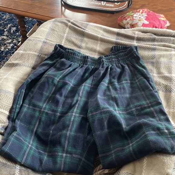 NEW Plaid flannel pants - Picture 6 of 7